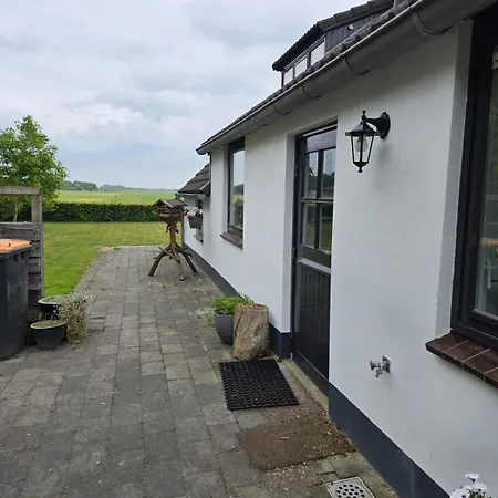 Woonboerderij Met Ruime Tuin * Hattem