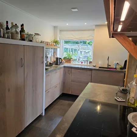 Woonboerderij Met Ruime Tuin