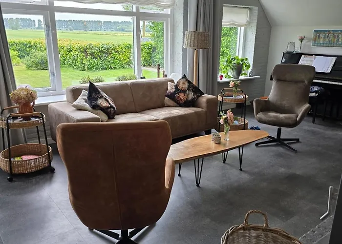 Villa Woonboerderij Met Ruime Tuin *