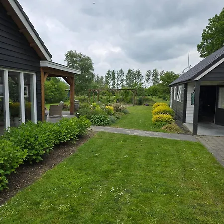 Woonboerderij Met Ruime Tuin * Hattem