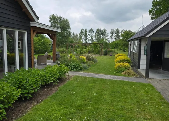 Woonboerderij Met Ruime Tuin * Hattem