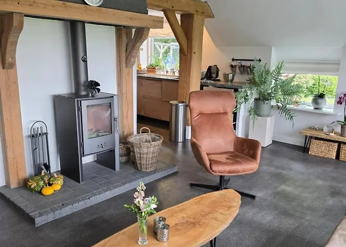 Woonboerderij Met Ruime Tuin Villa